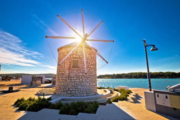 Kroatien - Stadt von Medulin Windmühle